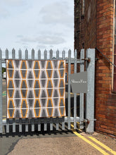 Load image into Gallery viewer, Quilt Pattern PDF || Urban Facade Quilt